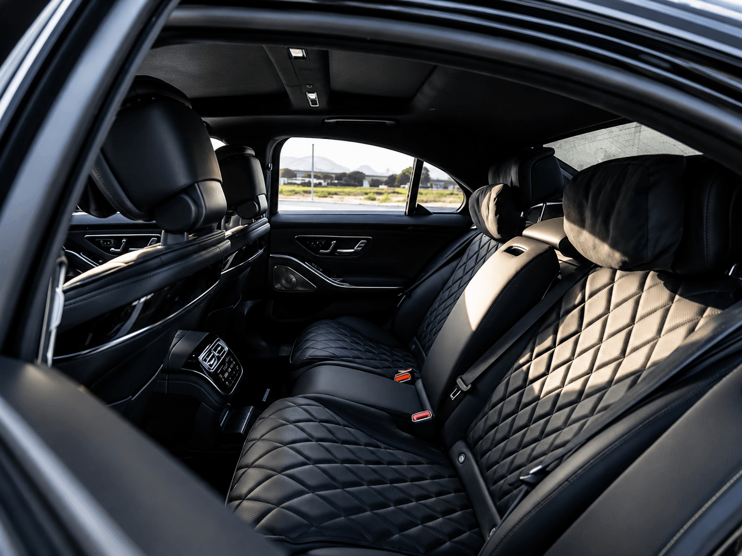 REAR SEATS