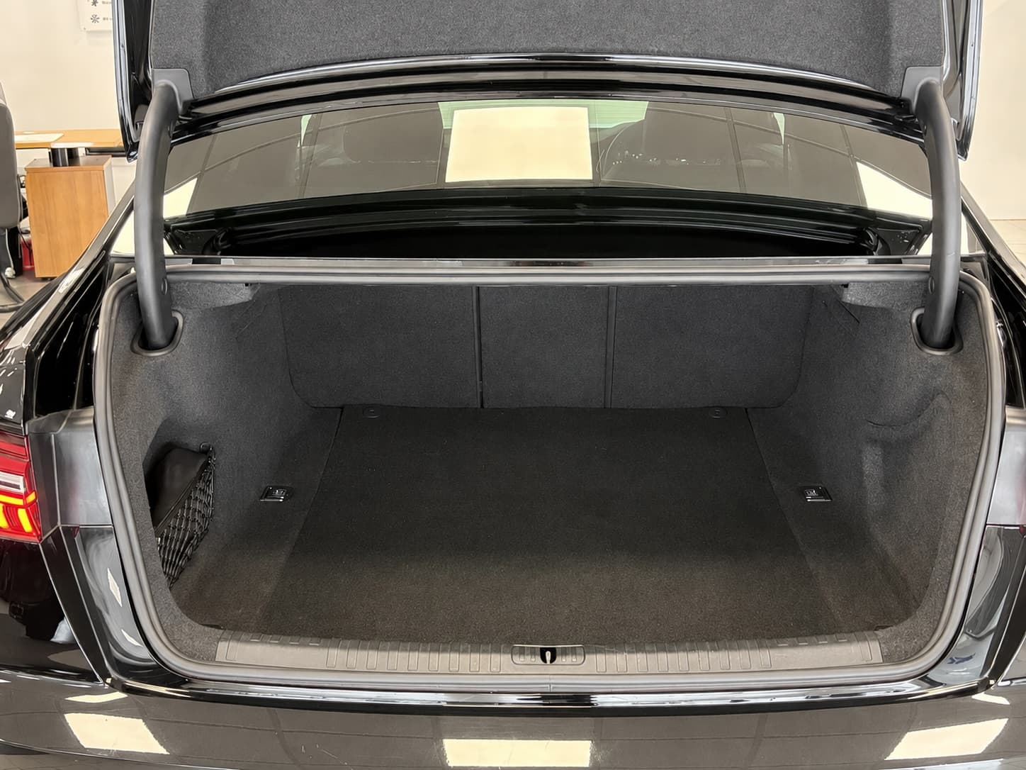 LUGGAGE SPACE