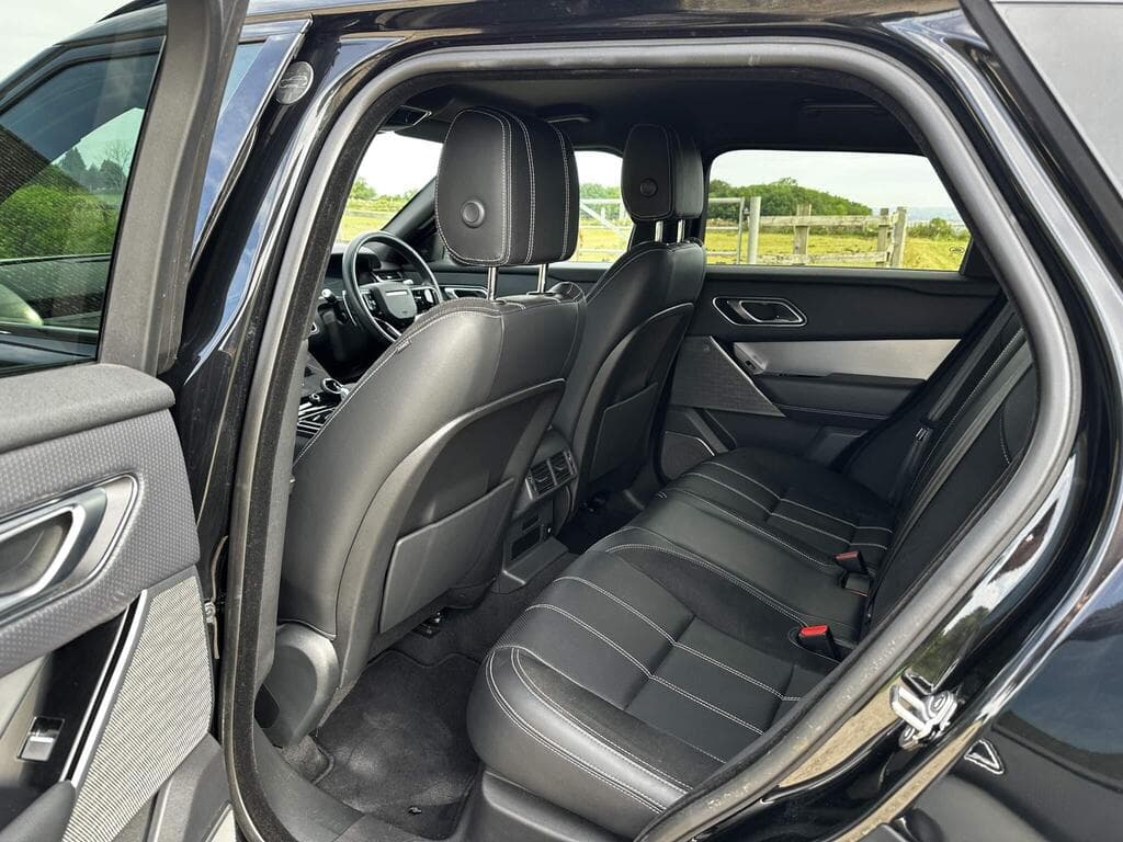 REAR SEATS